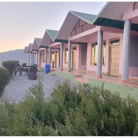 Hotel Hills Resort, Chakrata Buitenkant foto