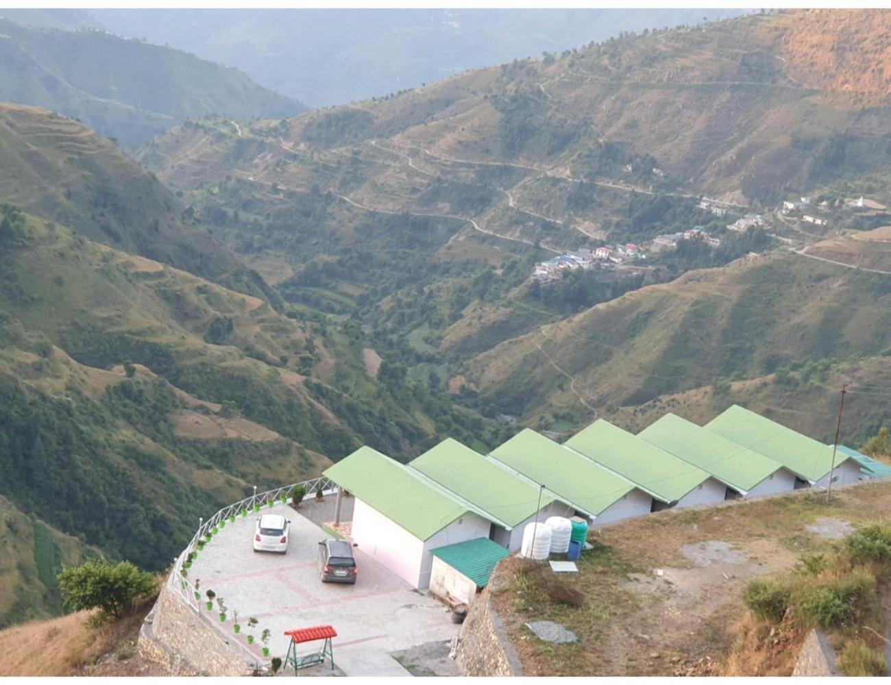 Hotel Hills Resort, Chakrata Buitenkant foto