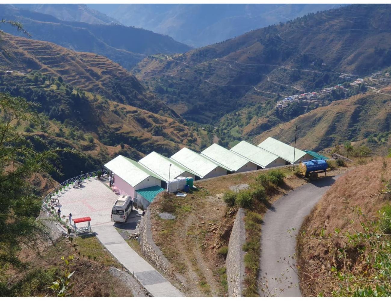 Hotel Hills Resort, Chakrata Buitenkant foto